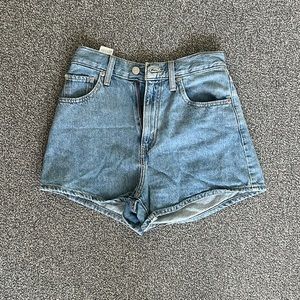 Levi’s high waisted mom shorts